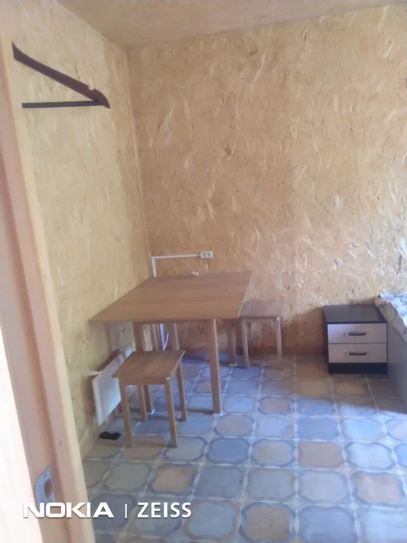 Страна Див на 2 гектарах земли, в изоляции и с озером