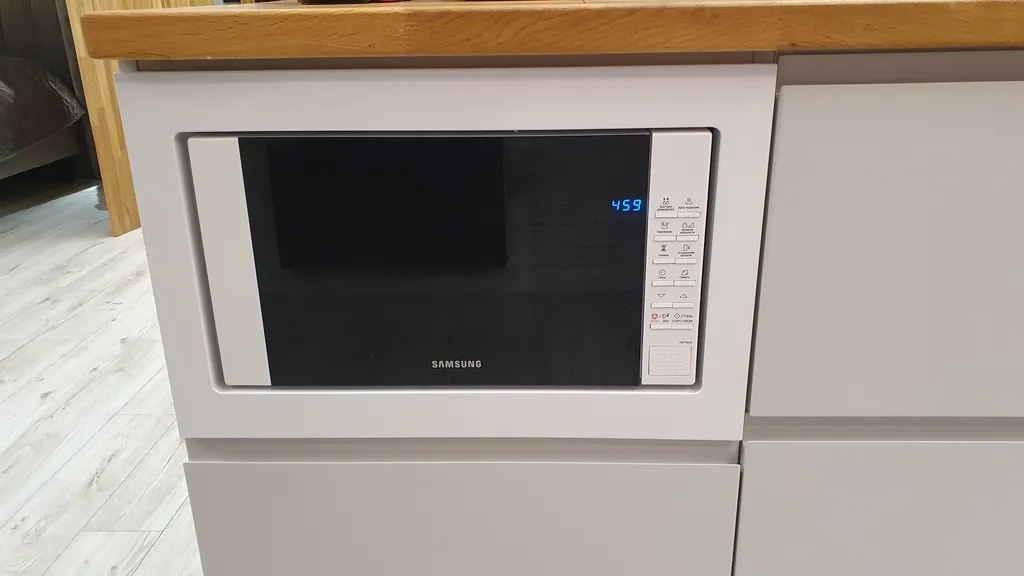 Красная студия в центре города для деловых поездок и семейного отдыха