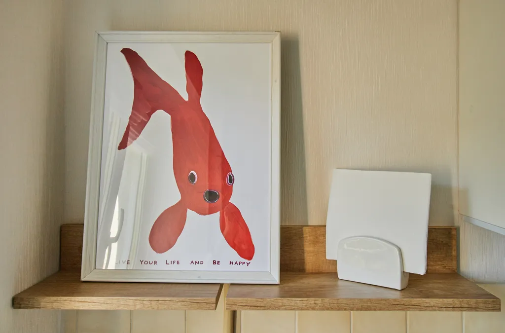 Бежевый Шёпот