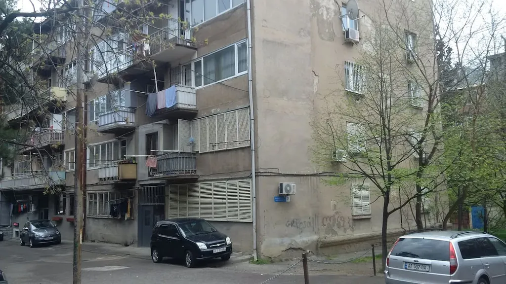 Уютная однокомнатная квартира у метро Важа-Пшавела в районе Сабуртало