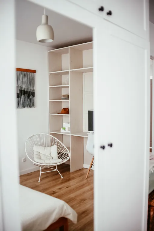 Уютный дом в лесу