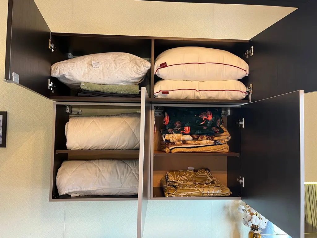 Студия с видом на бухту и горы