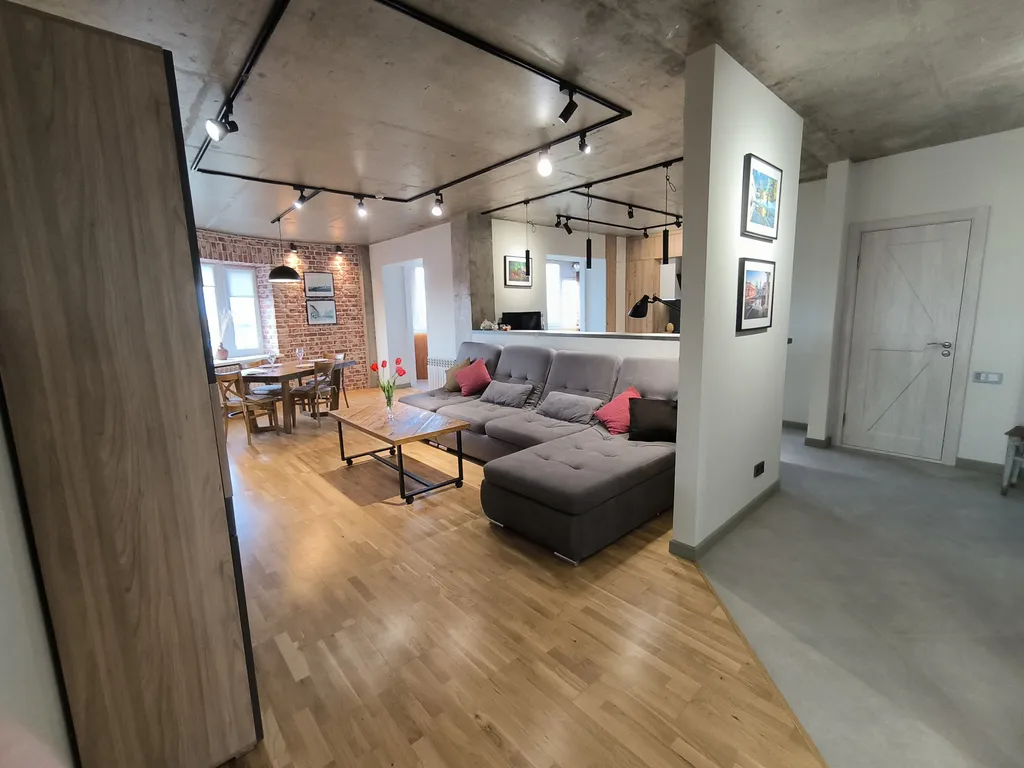 Квартира с панорамным видом на центр и Волгу с высоты птичьего полета