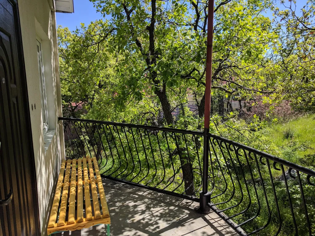 Коттедж Этаж в доме с видом на море и горы в 920 метрах от пляжа — Кацивели