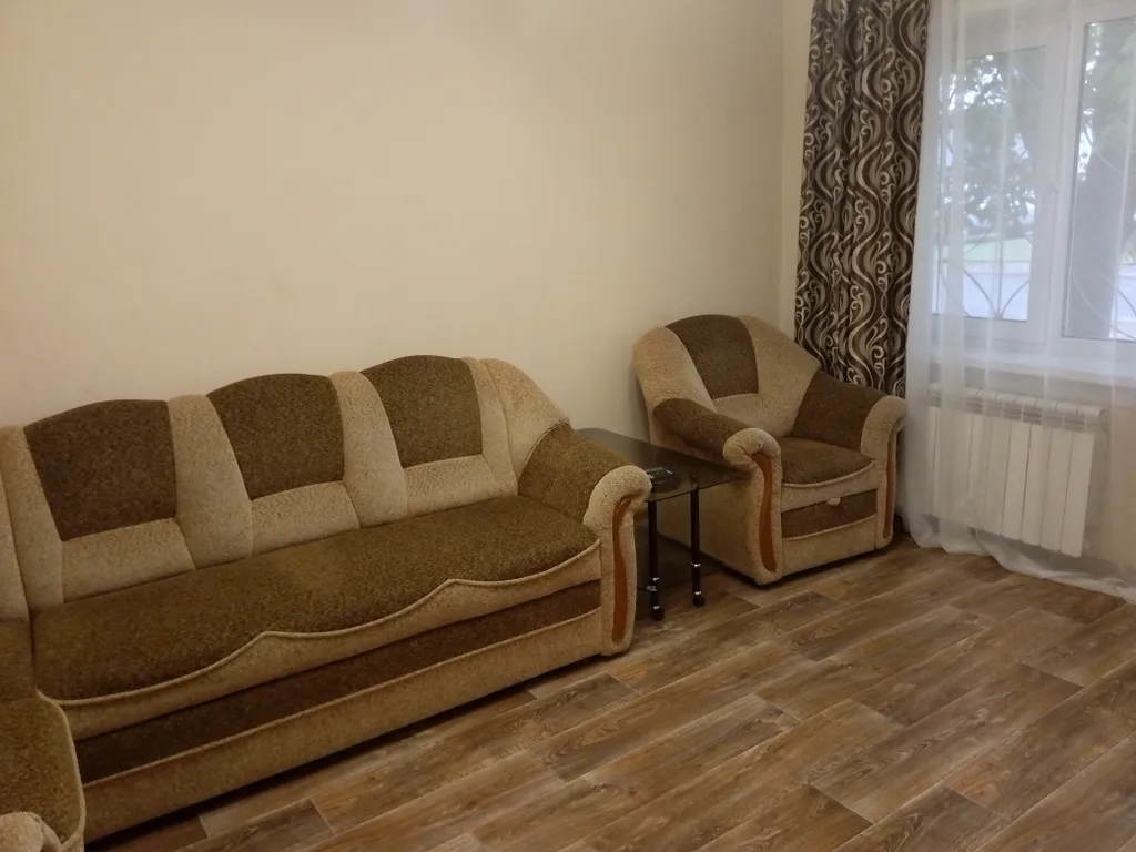 Уютная квартира в центре Гидростроителя