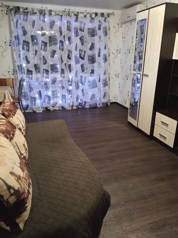 Уютная трёхкомнатная квартира в центре города — аренда посуточно в Михайловка