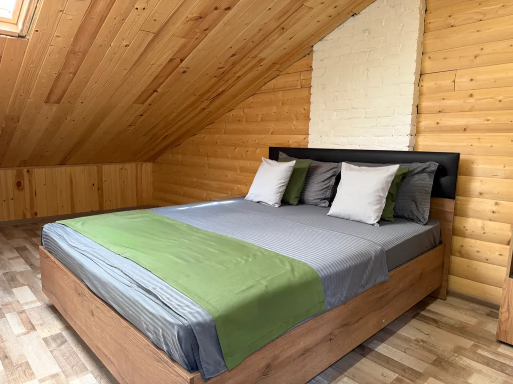 Уютная квартира в самом центре, от площади республики 250 м