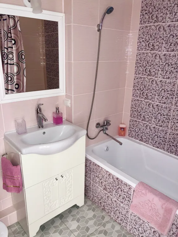 Однокомнатная квартира в центре у парка Юность