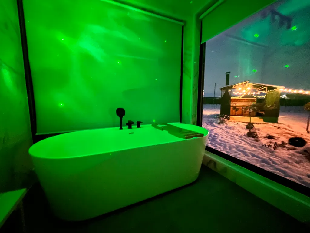 Новый коттедж с панорамными окнами