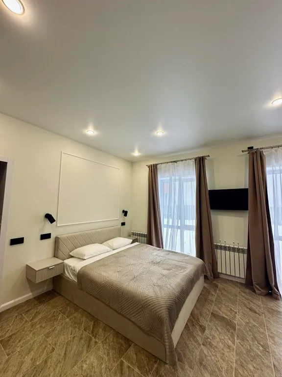 Квартира-студия с видом на горы