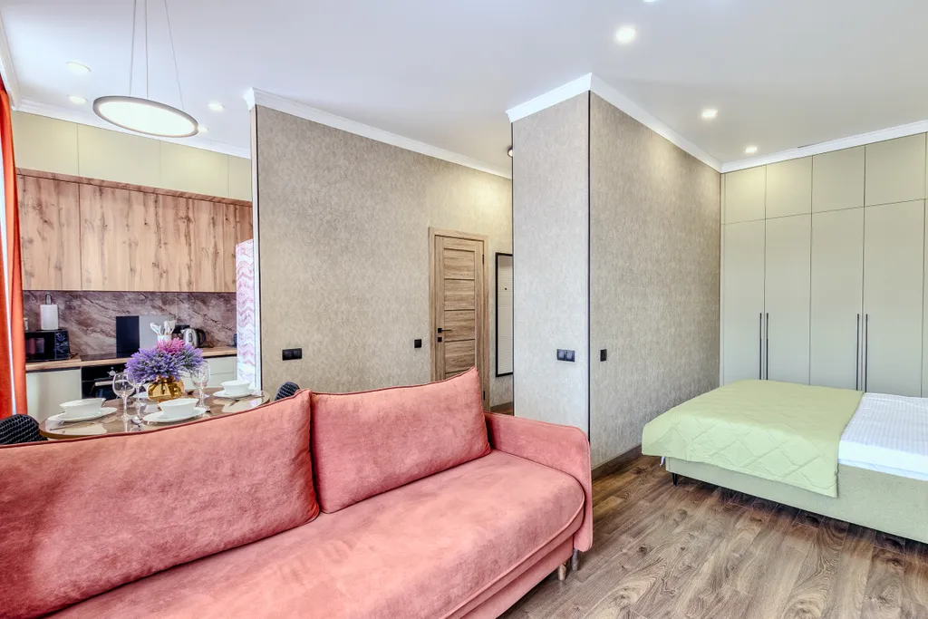 1-комнатная возле набережной в старом центре Астаны