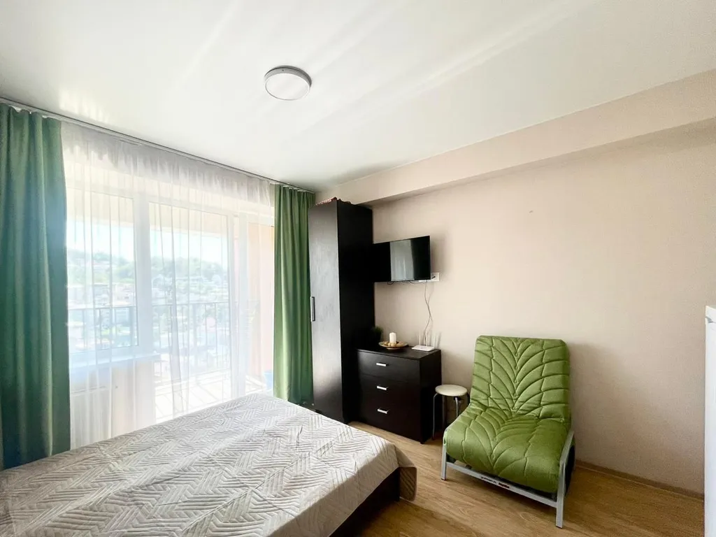 Студия с бассейном на территории ЖК