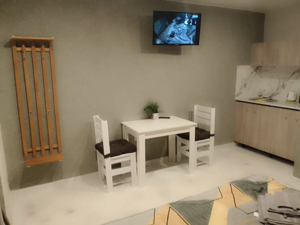 Отдельный номер в доме с баней на дровах и мангалом