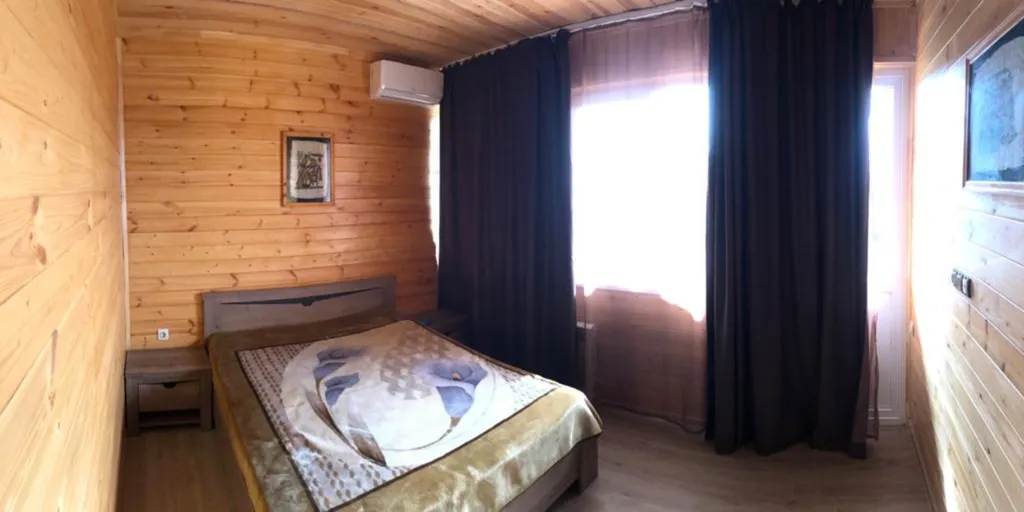 2-комнатная квартира с балконом и прекрасным видом на море и горы