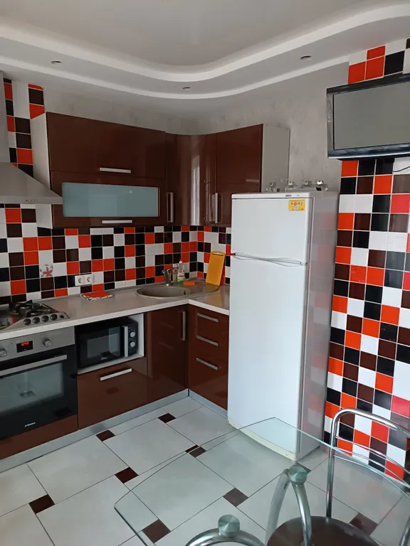 Квартира с евроремонтом напротив футбольной академии