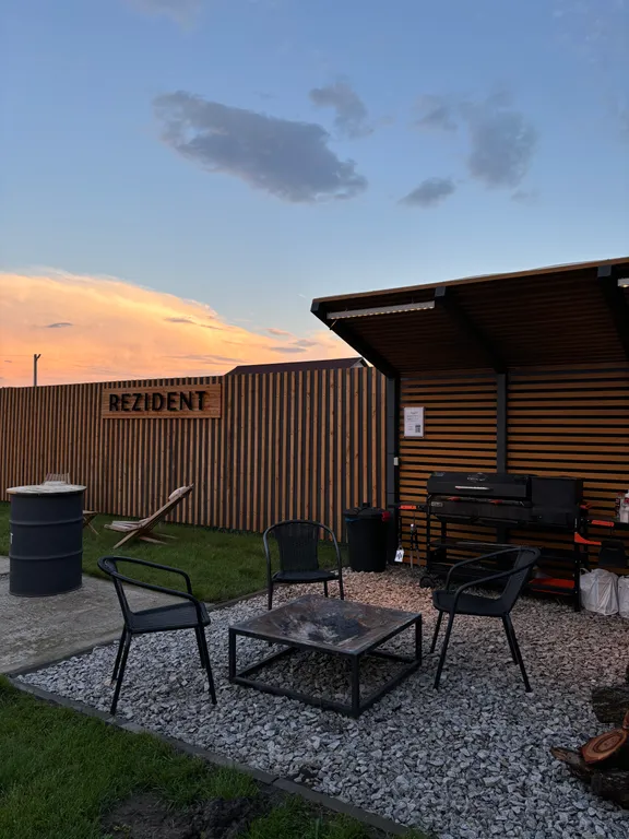 Загородный дом с баней и бассейном