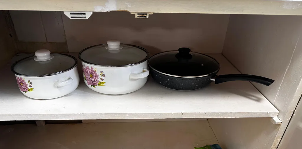 Просторная студия рядом с платиной ареной и прудами