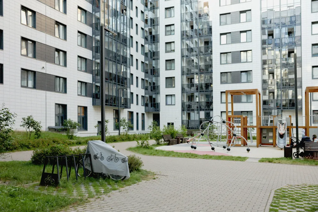Умная студия, где всё на своём месте