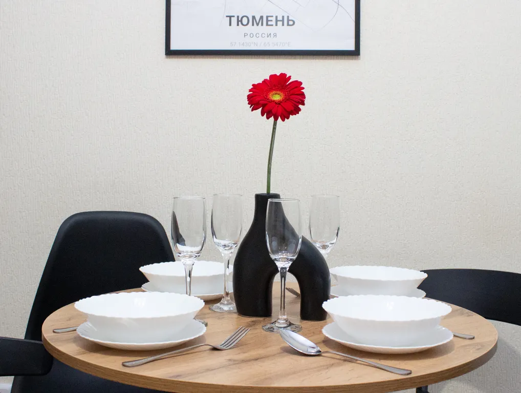 Квартира Апартамент рядом с ТРЦ Кристалл — Тюмень