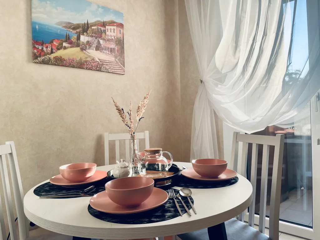 Квартира Квартира с двумя отдельными комнатами, исторический район, просторно — Калининград