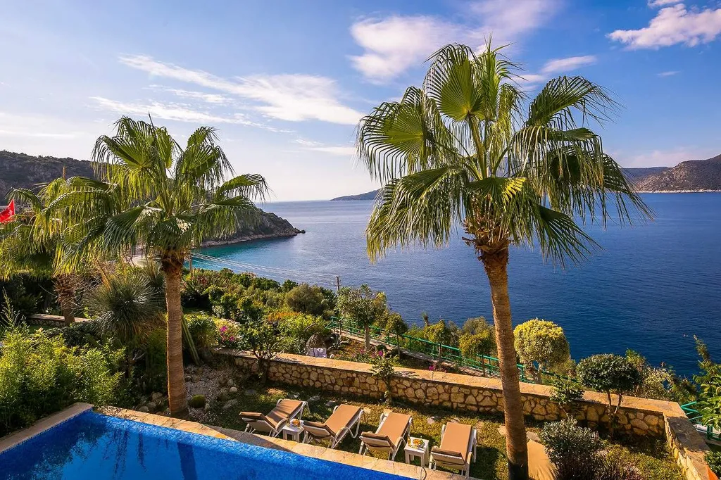 Вилла с видом на море