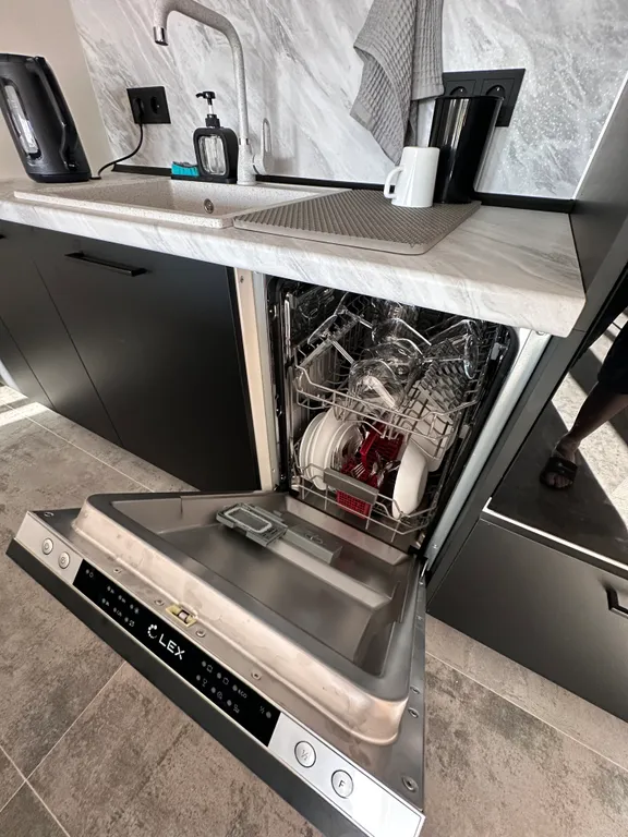 Дом с баней и бассейном на большую компанию