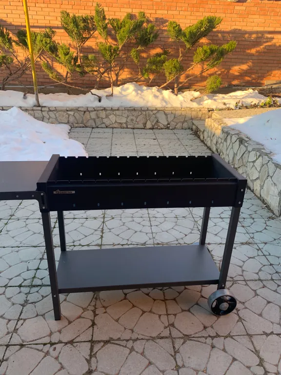 Уютный дом с можжевельником