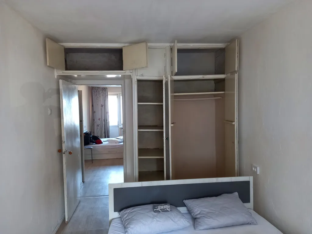 Двухкомнатная в центре, красивый вид на город и море