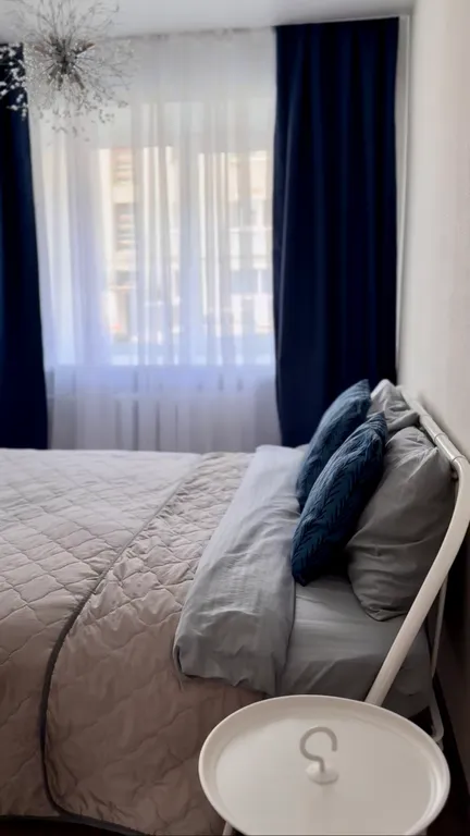 Уютная евротрешка с большой гостиной и двумя изолированными спальнями