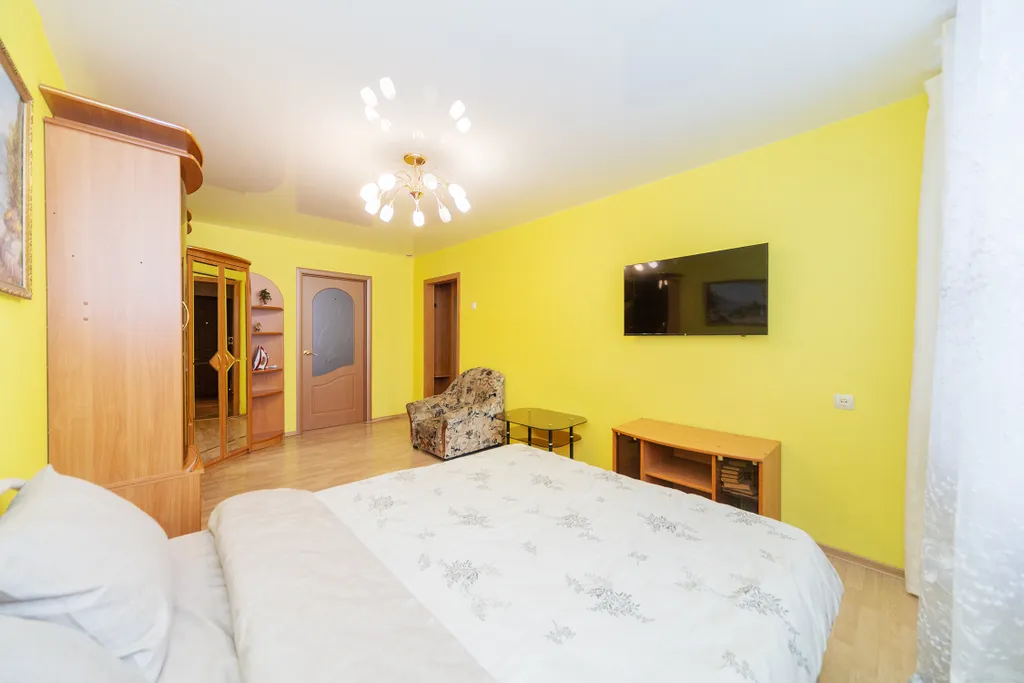 Двухкомнатная квартира в Индустриальном районе