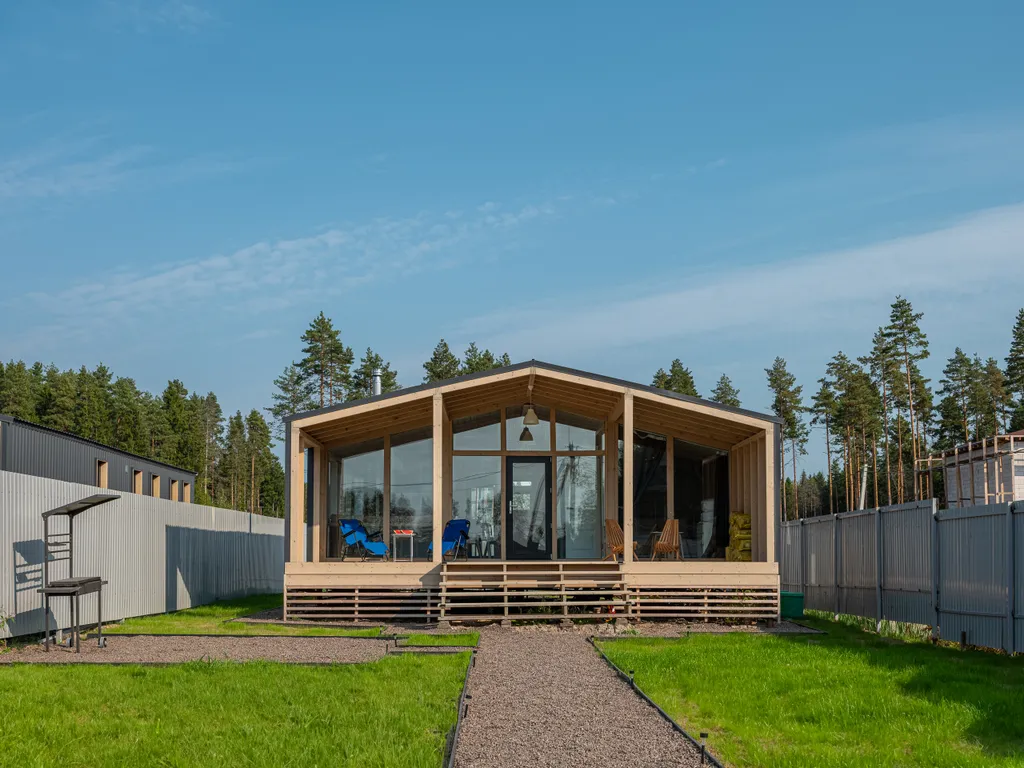 Большой семейный дом