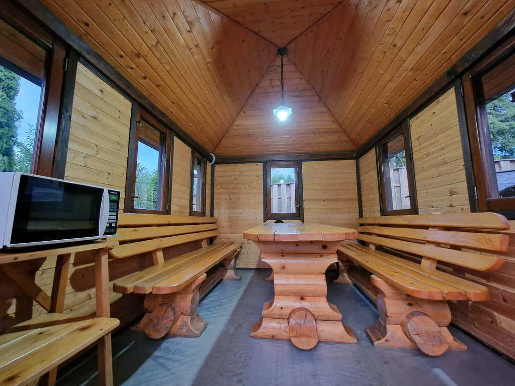 Уютный трёхместный эко-номер