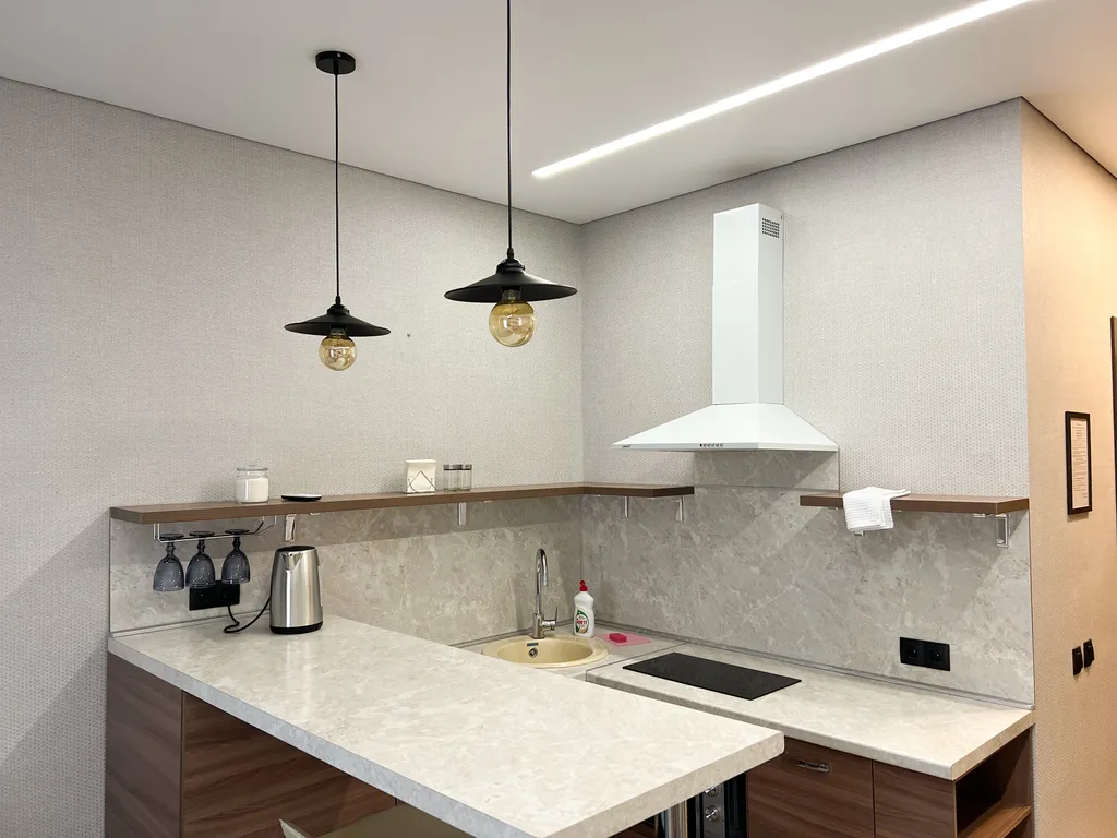 Апартамент с видом на реку Волхов