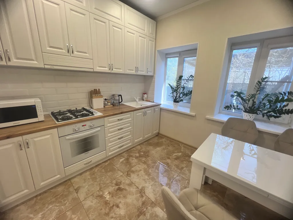 Уютная 2-х комнатная квартира в центре посёлка