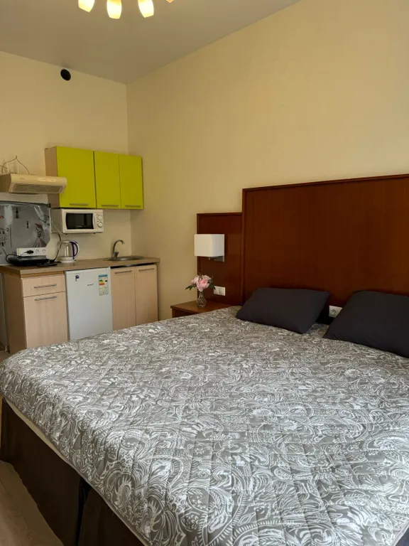 Комфортная студия для вашего отдыха рядом с клиническим центром и МЧС