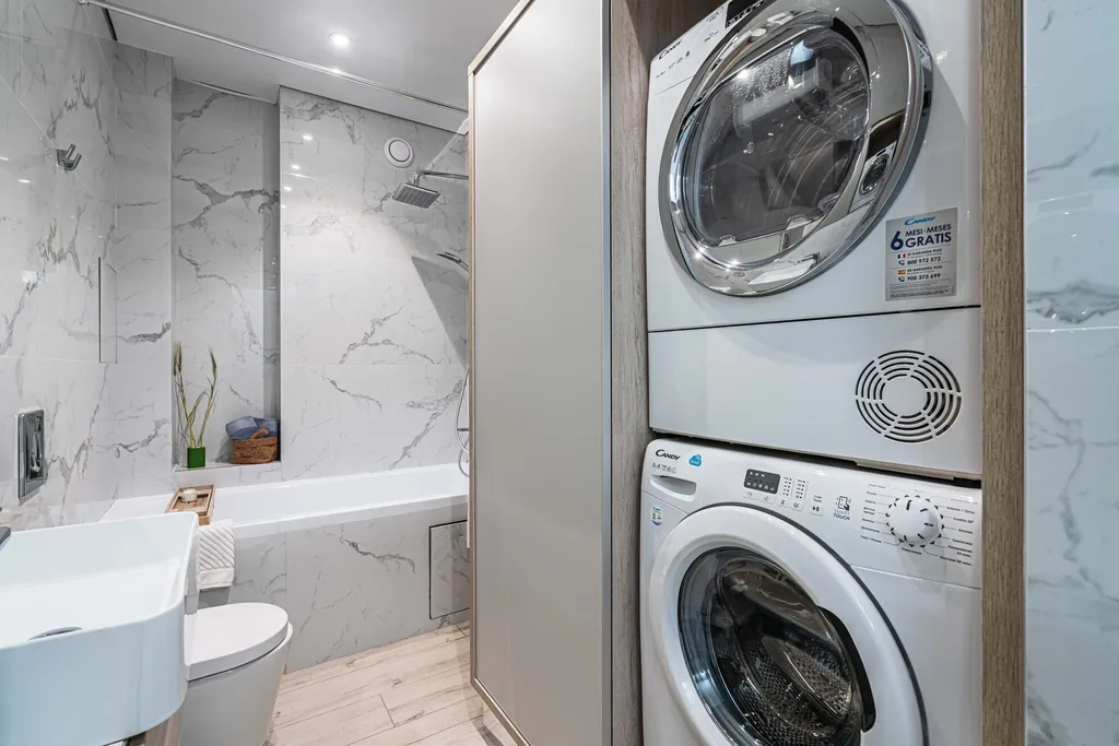 Просторные апартаменты с бассейном