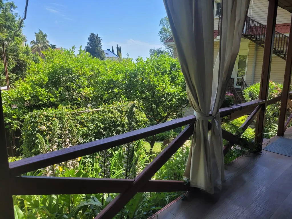 Коттедж 2-комнатный Дом — Сочи