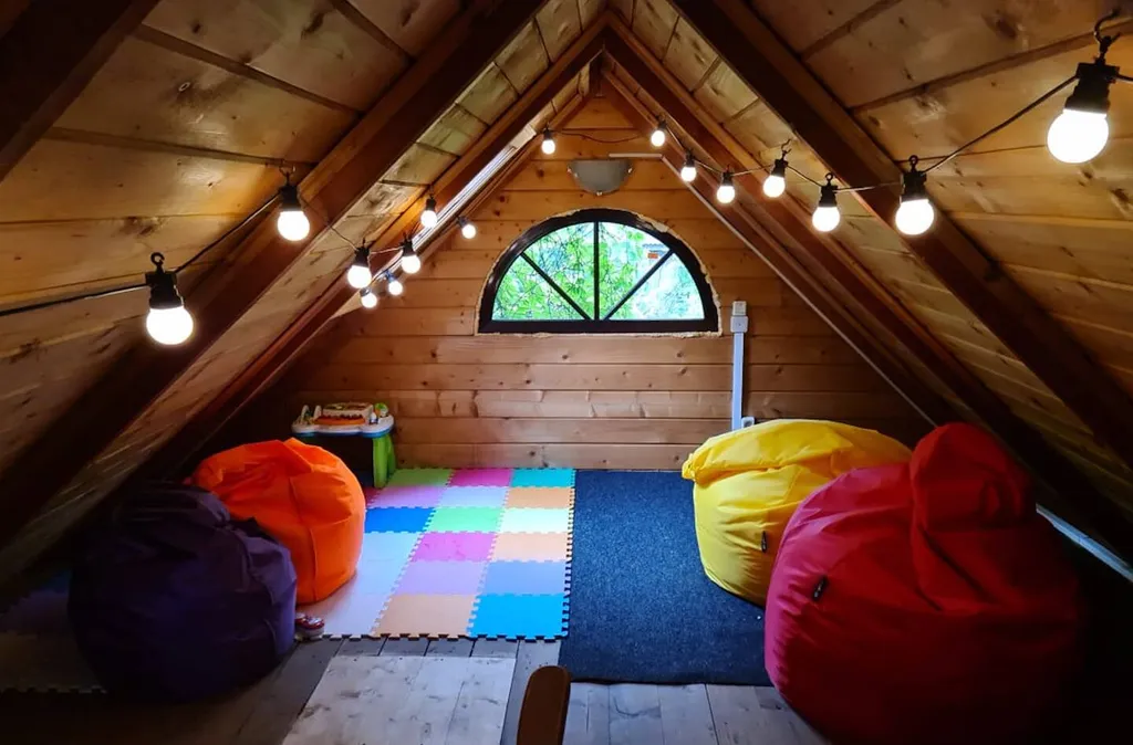 Уютный дом в рядом с лесом