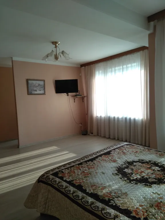 Квартира в центре города возле набережной