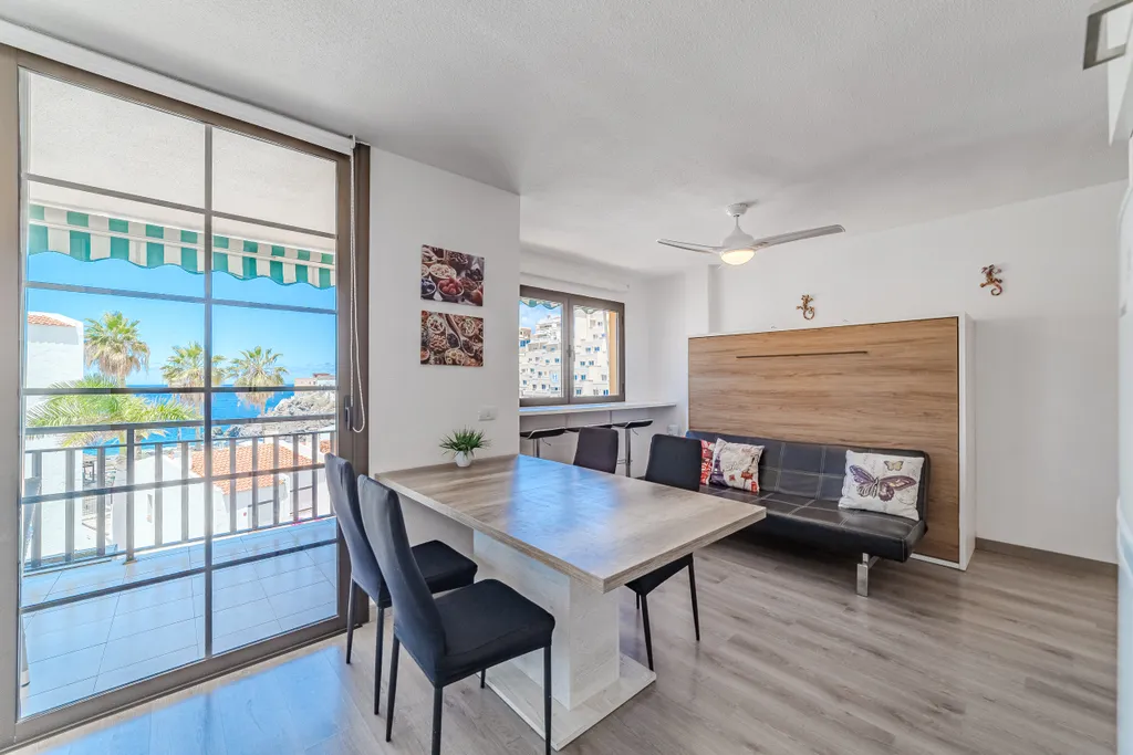 4-комнатная Квартира