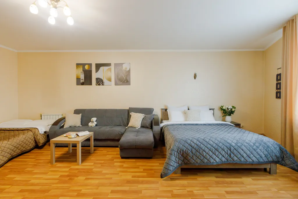 Квартира Современная двухкомнатная квартира с видом на Волгу 110 м — Самара