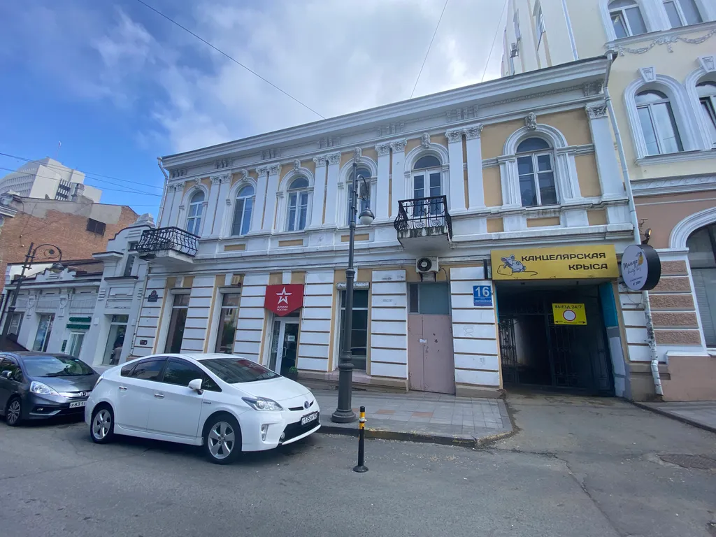 Квартира Двухуровневые апартаменты в стиле Лофт, центр — Владивосток