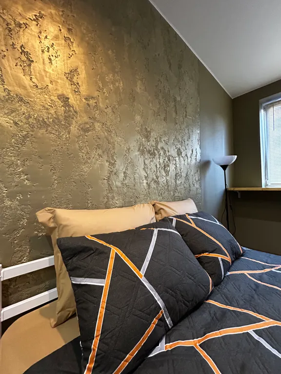 Студия с дизайнерским ремонтом