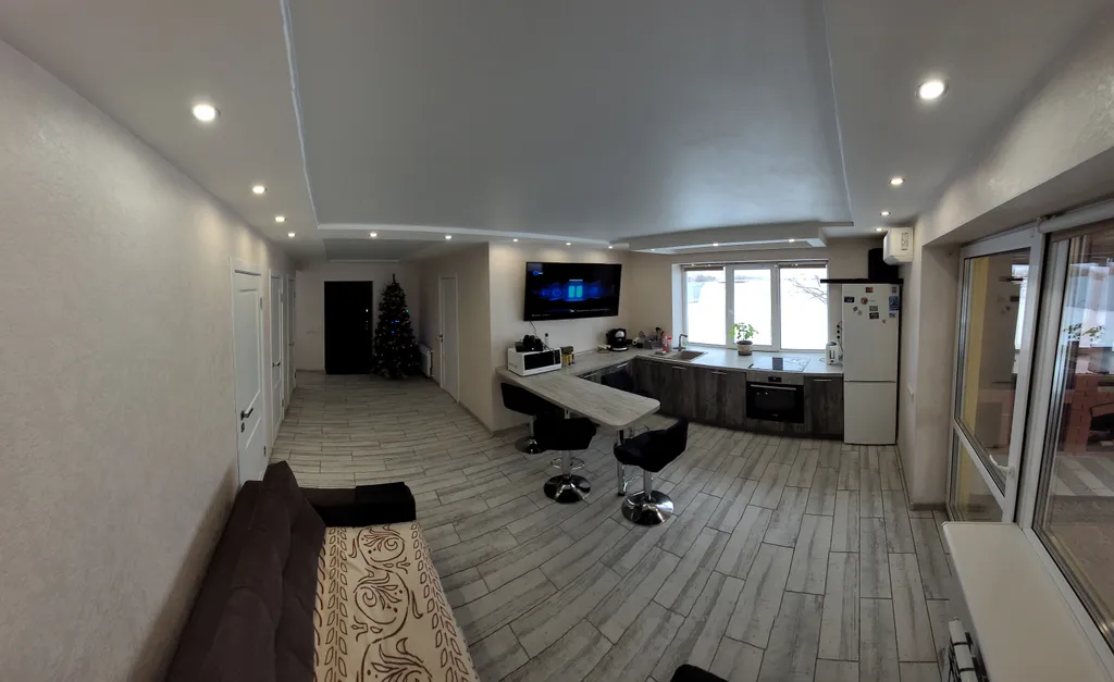 Коттедж Дом 120 метров с закрытой мангальной зоной — аренда посуточно в Тольятти