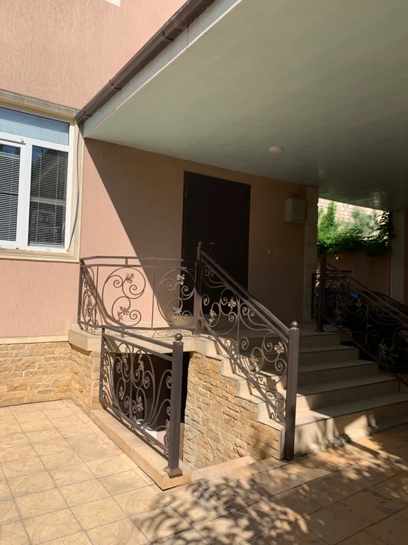 Коттедж Дом в центре города — Дербент