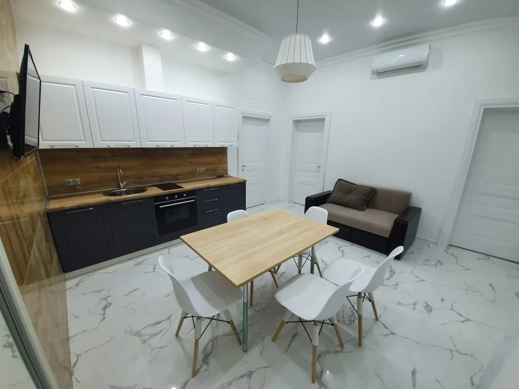 Квартира с видом на море