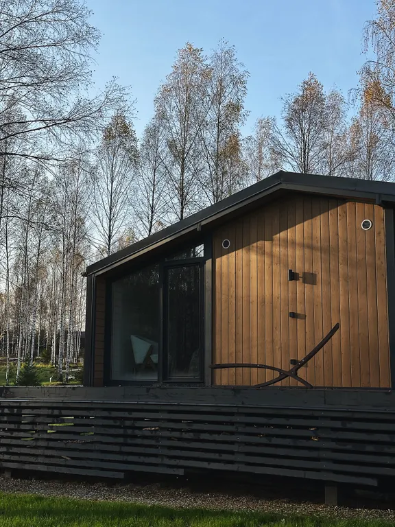 Дом у лесного озера с баней и чаном под Переславлем-Залесским