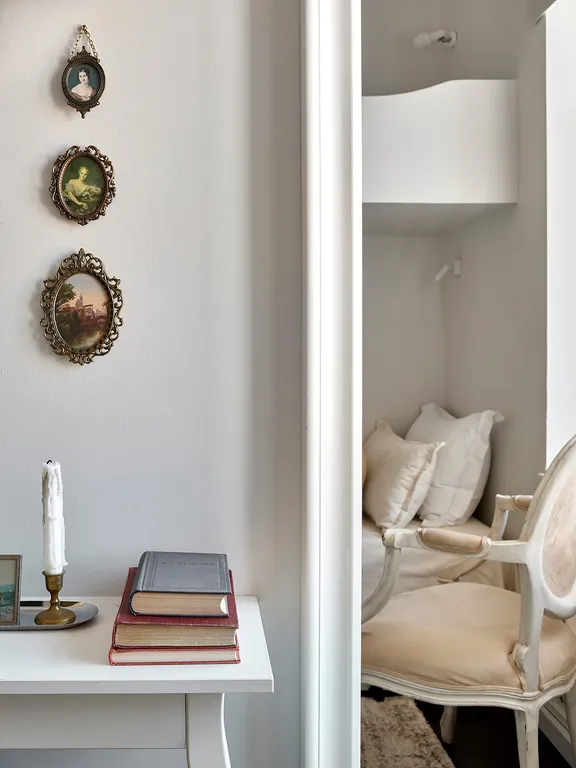 Квартира 4-комнатная Квартира — Санкт-Петербург