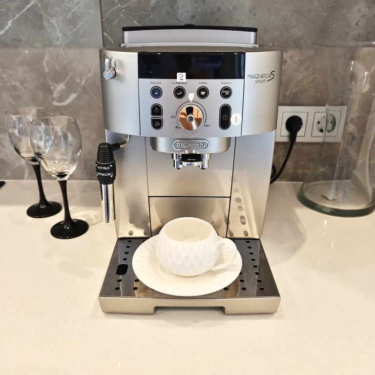 Видовая шикарная квартира в центре на набережной