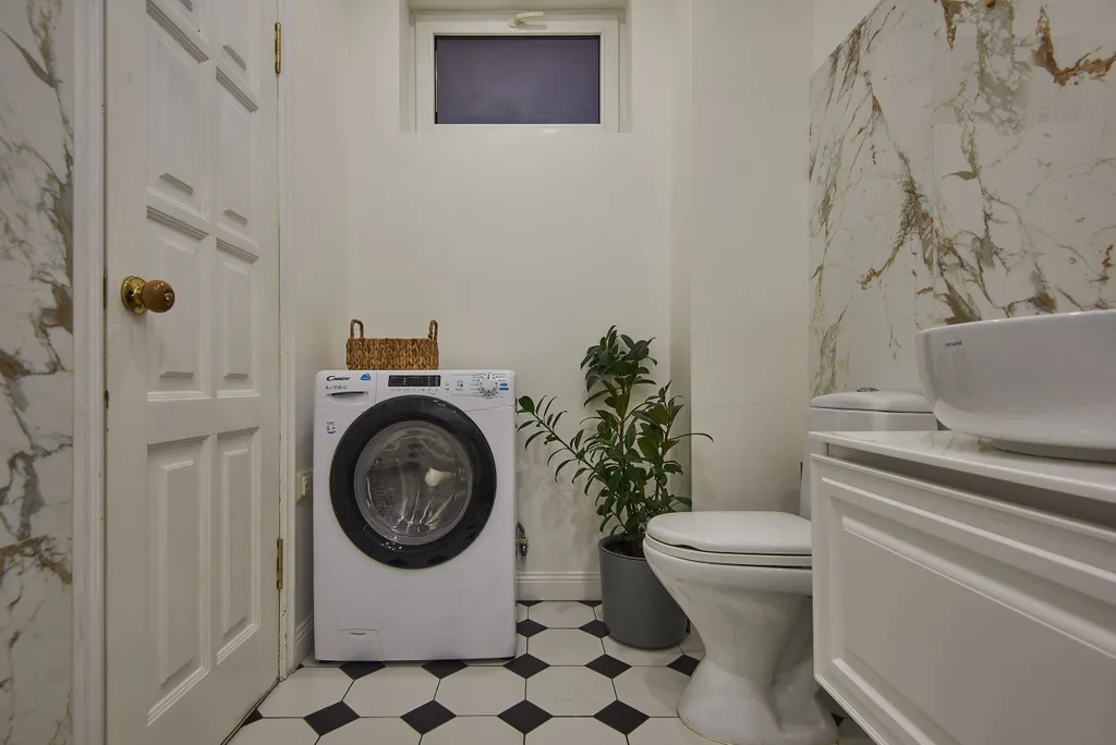 Уютный большой дом в центре поселка